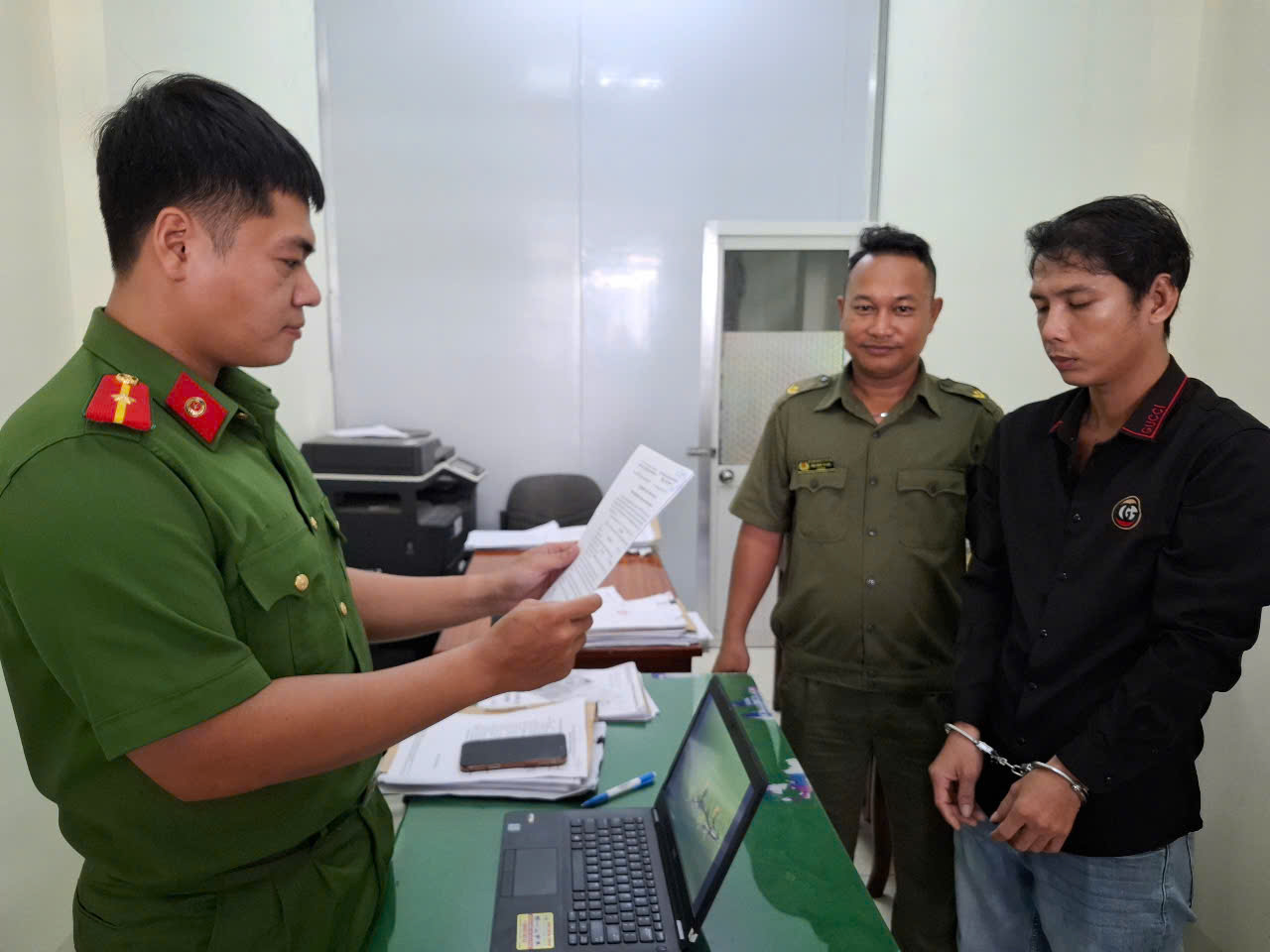 Đi trả thù sau khi uống rượu, Nguyễn Hoa Kỳ chém nhầm người đang nằm võng- Ảnh 1.