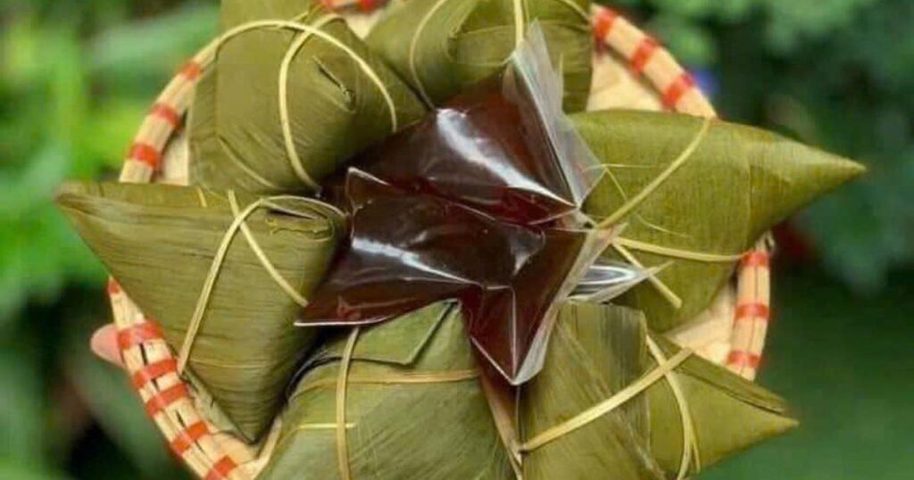 Bánh tro – món ăn thanh mát, giải nhiệt ngày Tết Đoan ngọ