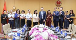 Bộ trưởng Đào Hồng Lan tiếp Đại sứ Vương quốc Anh tại Việt Nam, thúc đẩy hợp tác y tế song phương
