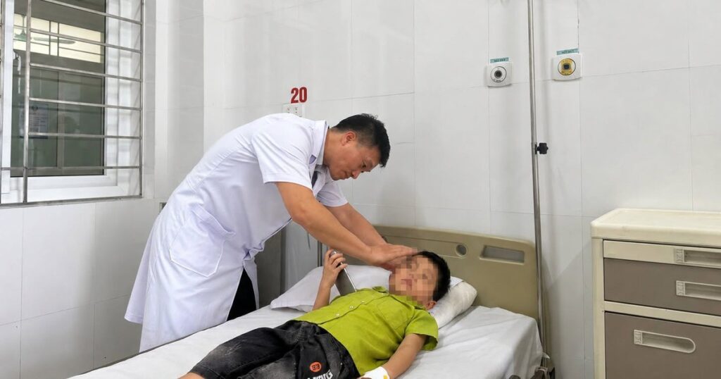 Kịp thời cứu chữa trẻ 5 tuổi bị chấn thương sọ não sau cú ngã
