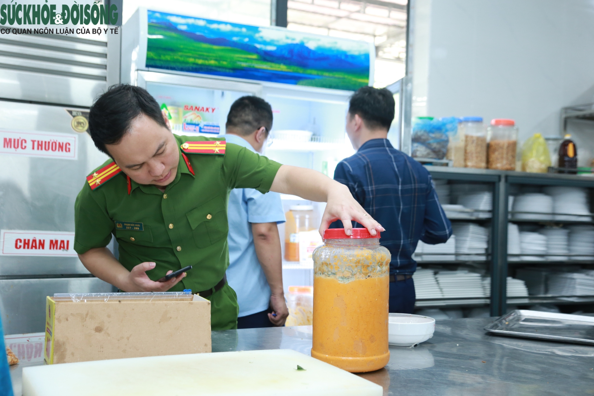 base64-17795910791302046513554-1 Phát hiện 7 cơ sở vi phạm an toàn thực phẩm, đề nghị xử phạt 177 triệu đồng- Ảnh 2.
