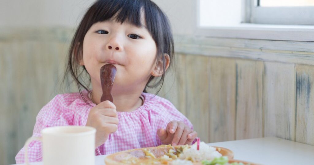 Thực đơn mùa hè cho học sinh, giải pháp dinh dưỡng trong thời tiết nắng nóng
