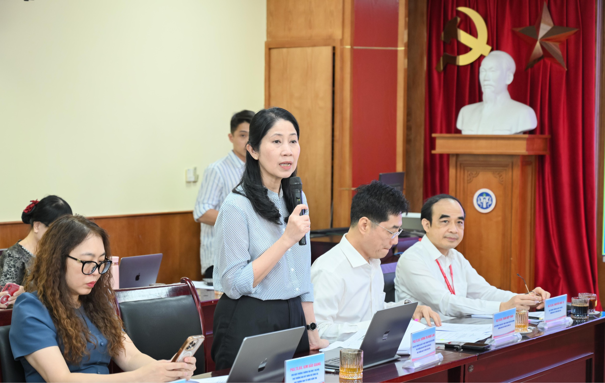 edit-ngoc-lan-178113959457514986383 Thống nhất nội dung cốt lõi cho kỳ kiểm tra đánh giá năng lực hành nghề khám chữa bệnh- Ảnh 7.