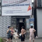 Người dân quanh nơi chữa bệnh bằng nước của ông Nguyễn Tiến Nam nói ‘nhẹ nhõm’ sau khi cơ sở đóng cửa