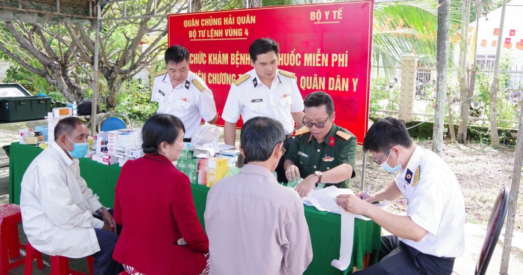 Đề xuất mới nhất về tổ chức hoạt động Ban quân dân y và cơ sở khám chữa bệnh kết hợp quân dân y