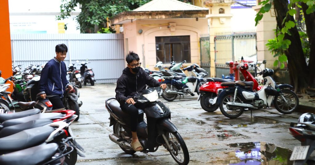 Cho mượn xe tưởng vô hại, chủ xe có thể bị phạt rất nặng nếu bỏ qua điều này