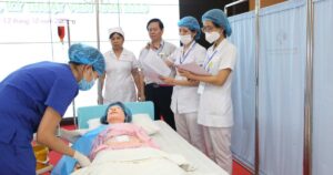 Nữ điều dưỡng Sản Nhi: ‘Sau mỗi mũi tiêm, ca trực là trách nhiệm với tính mạng con người’
