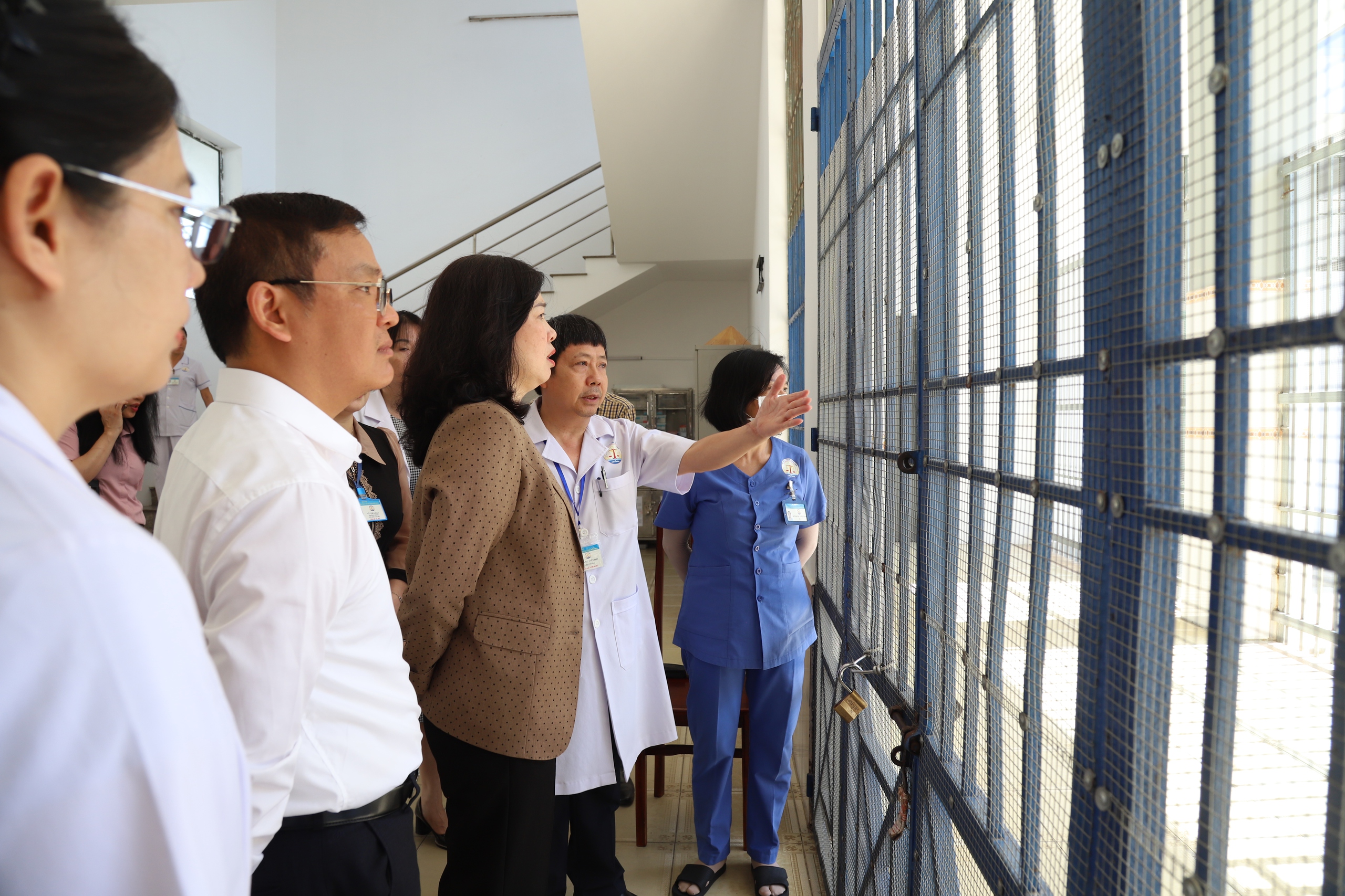 img1053-17790778954211170127859 Bộ trưởng Đào Hồng Lan: Cần đặc biệt quan tâm chăm sóc sức khỏe tâm thần từ sớm- Ảnh 2.