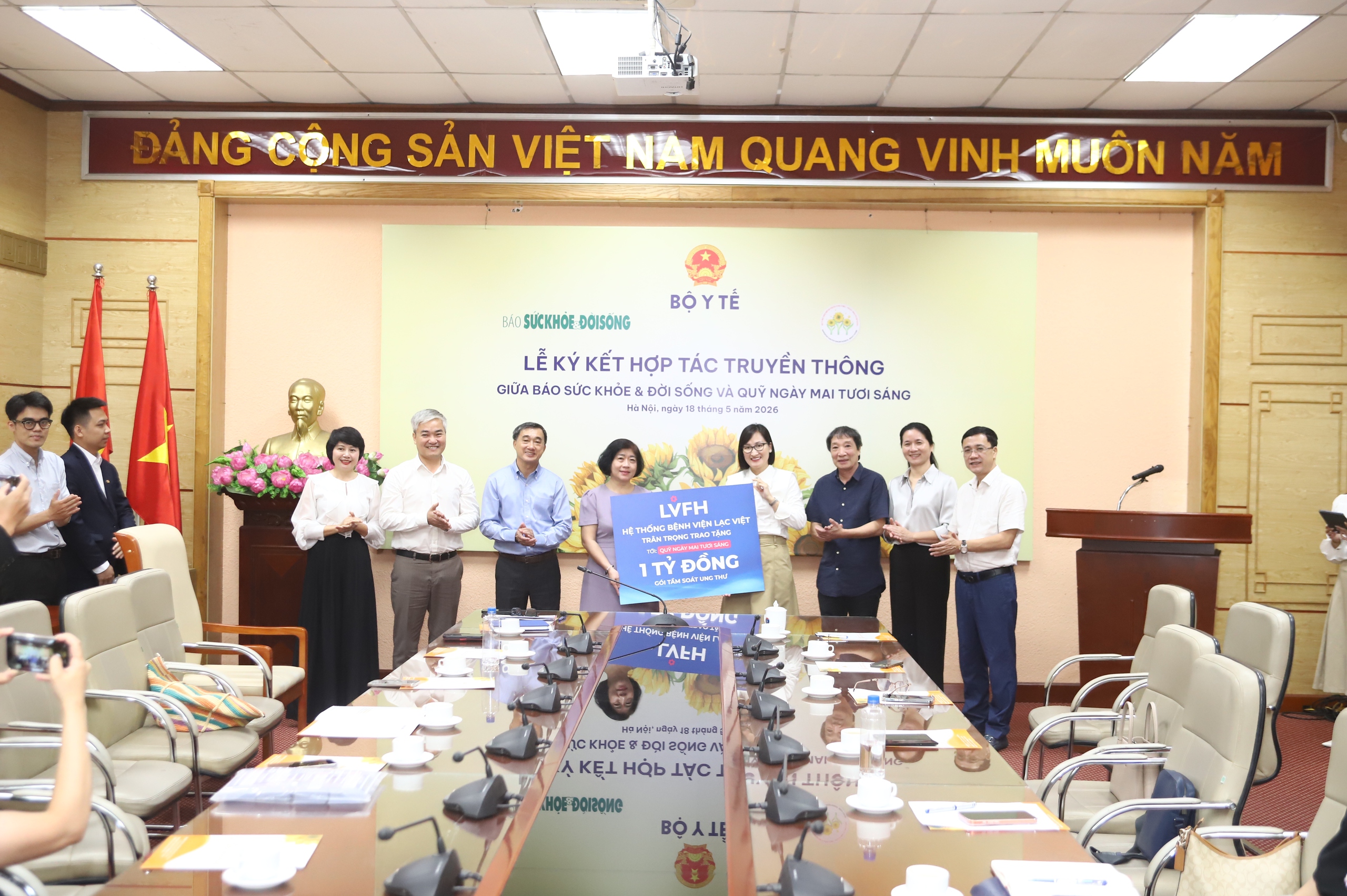 img4632-17790838046991756834592 Báo Sức khỏe & Đời sống cùng Quỹ Ngày mai tươi sáng hợp tác lan tỏa thông điệp nhân ái, huy động hỗ trợ bệnh nhân ung thư- Ảnh 5.