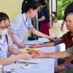 Quảng Ninh: Khám sàng lọc, cấp phát thuốc miễn phí cho hàng nghìn người dân