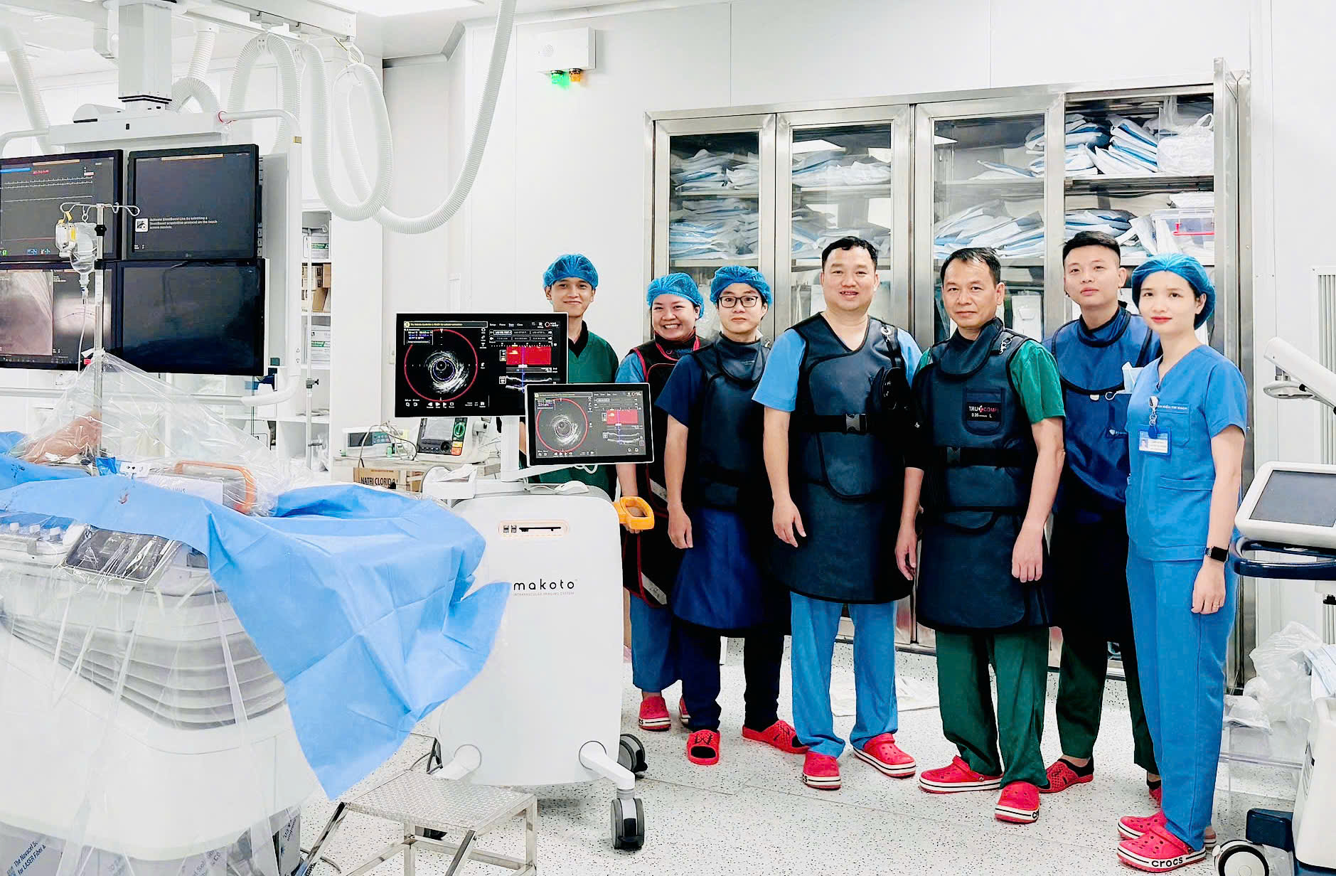khoa-tim-mach-17810692253291522348848 Hẹp 90% động mạch vành, cụ ông vượt qua ca can thiệp khó- Ảnh 3.