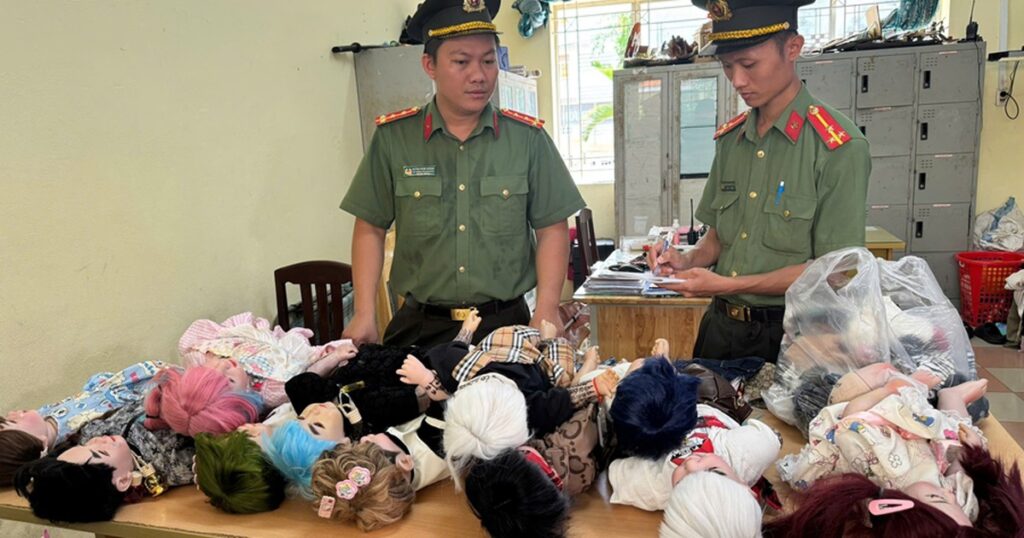 Ngăn chặn trào lưu dùng búp bê Kuman Thong như ‘thần may mắn’ xâm nhập học đường