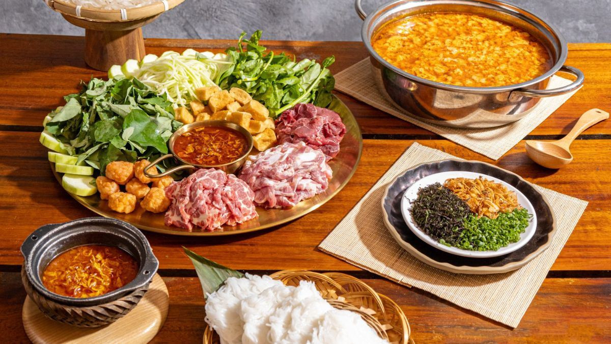 la-tom-17812306971671997850366 Cách nấu lẩu tôm bầu thơm ngọt, thanh mát cho cả gia đình - Ảnh 2.