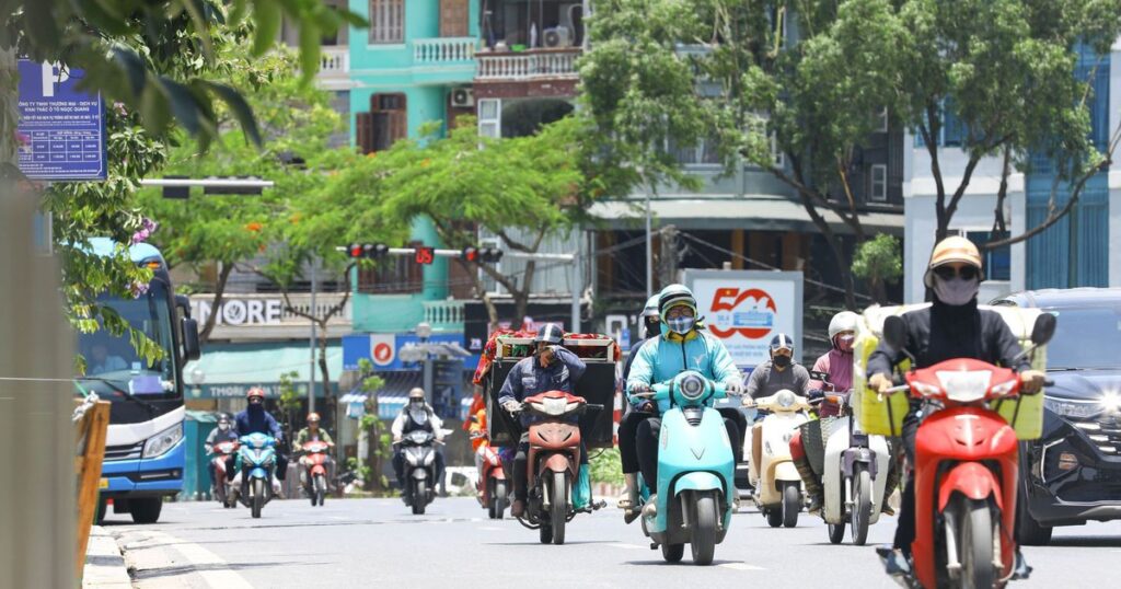 Đợt nắng nóng diện rộng sắp bao phủ miền Bắc kéo dài bao lâu?