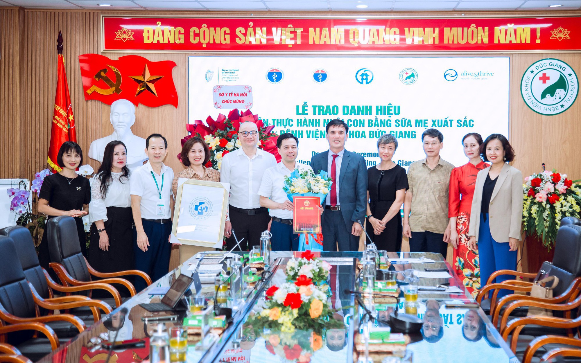 Bệnh viện đầu tiên của Y tế Hà Nội đồng thời có 4 khoa xét nghiệm đạt chuẩn quốc tế- Ảnh 3.