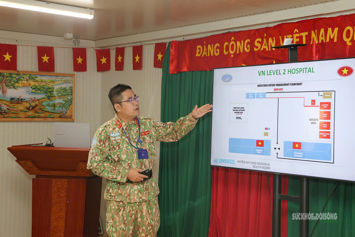 quan-y-viet-nam-chu-dong-truoc-nguy-co-ebola-2-17811474886741481529137 Bệnh viện Dã chiến 2.7 Việt Nam diễn tập ứng phó nguy cơ dịch Ebola tại Nam Sudan - Ảnh 1.
