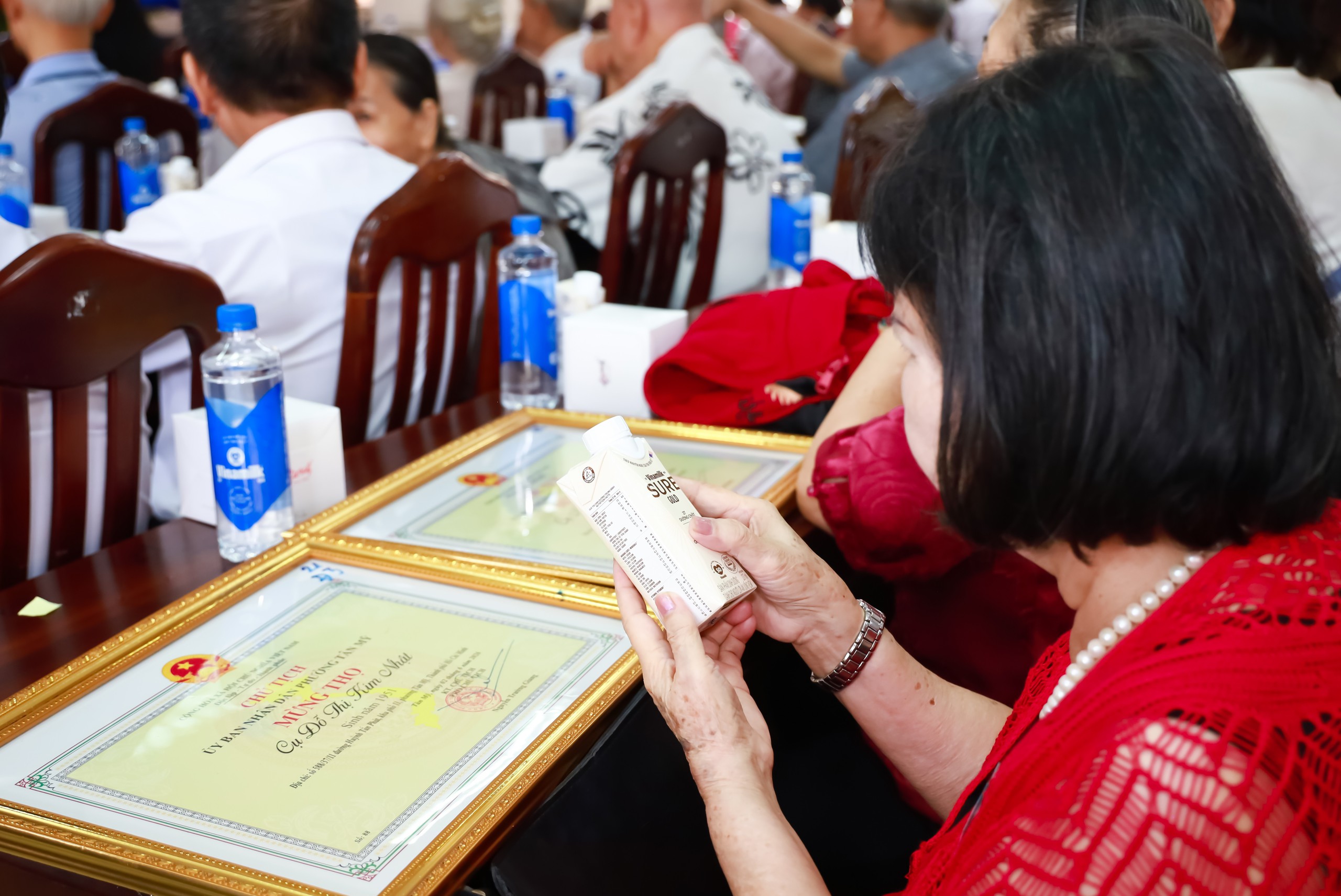 sure-tour-hcm-07-1781059423296721074229 Vinamilk đón thế hệ 'đồng niên' tham quan nhà máy với lời hứa chăm sóc sức khỏe bằng dinh dưỡng chất lượng- Ảnh 7.