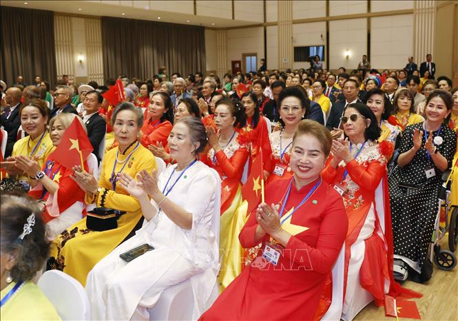 thai-lan-27526c-1779881383595-1779881383905375534757 Tổng Bí thư, Chủ tịch nước Tô Lâm gặp gỡ cộng đồng người Việt Nam tại Thái Lan- Ảnh 6.