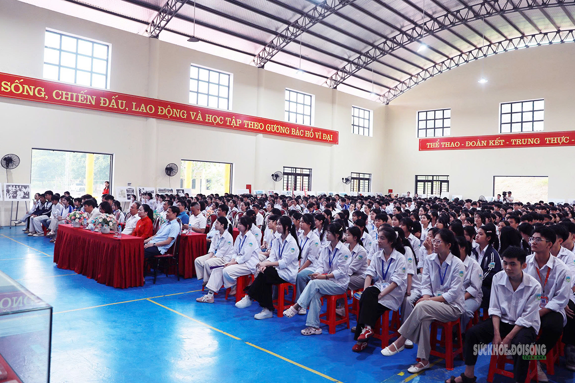 Theo dấu chân Bác qua những tư liệu lịch sử ở Đất Tổ- Ảnh 7.