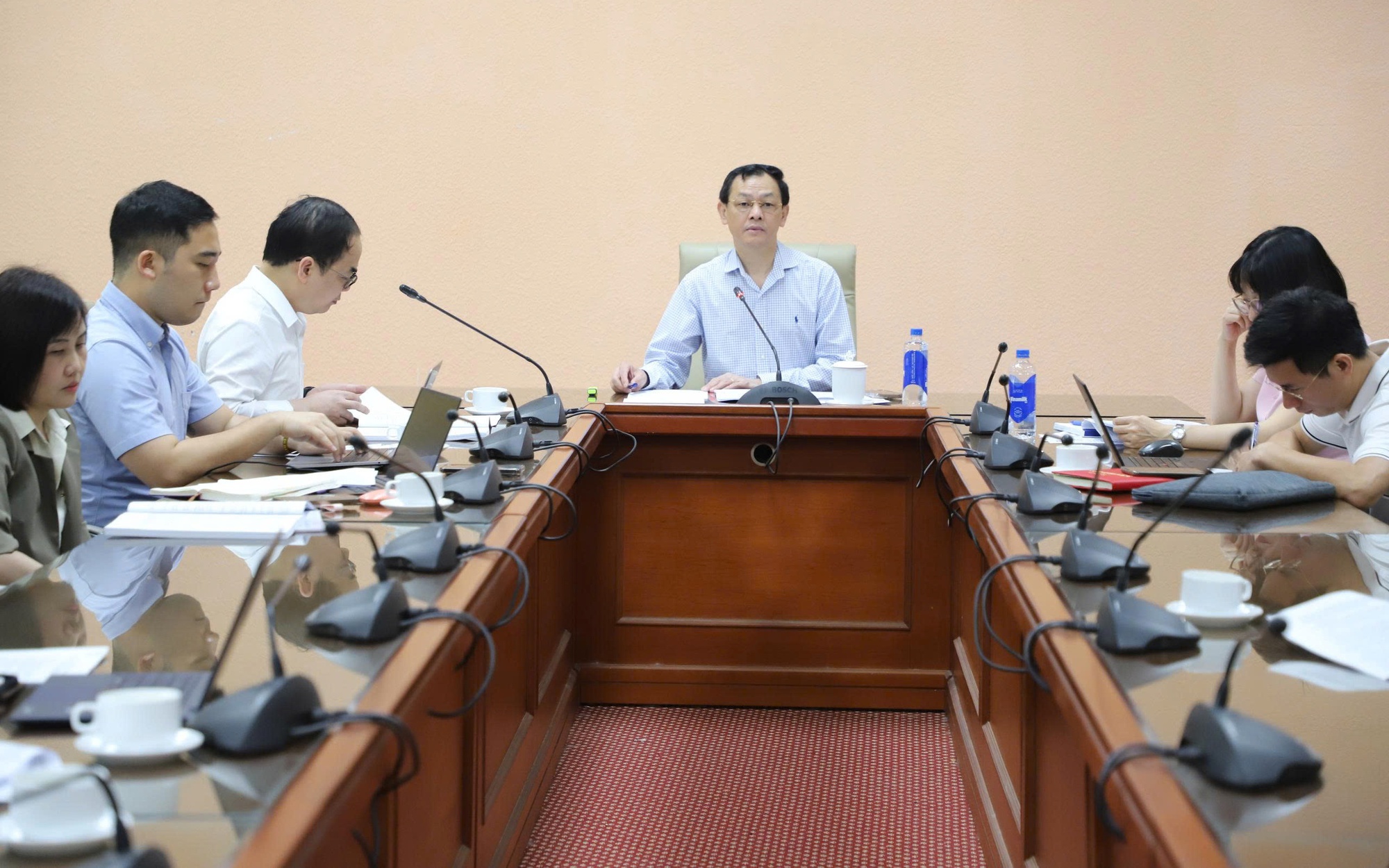 Khẩn trương hoàn thiện Thông tư mới về thực hành tốt sản xuất thuốc góp phần bảo vệ sức khỏe cộng đồng- Ảnh 6.