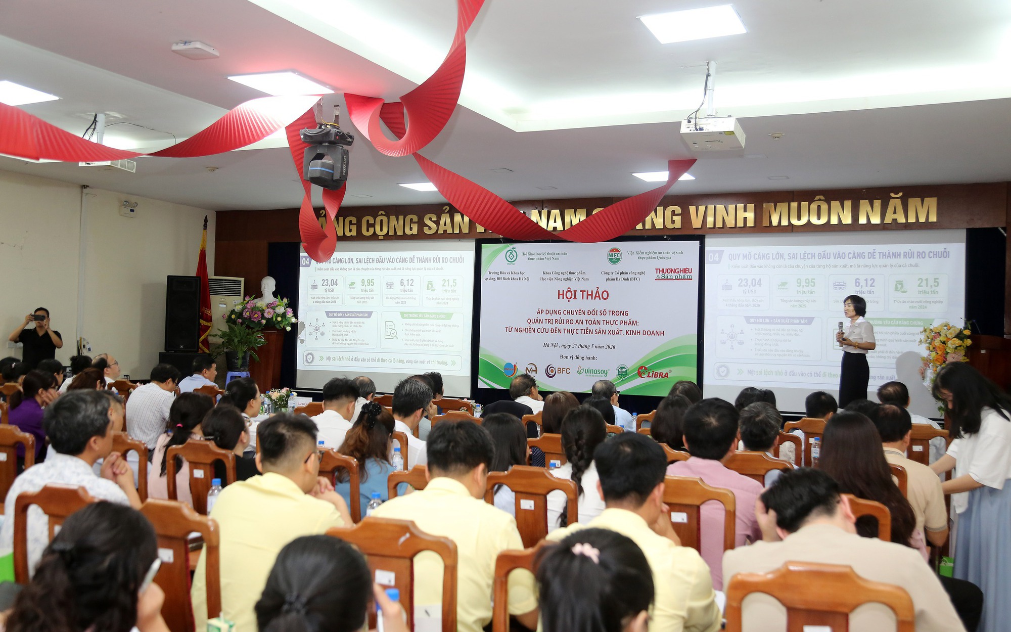 Chuyển đổi số để quản trị rủi ro an toàn thực phẩm từ gốc