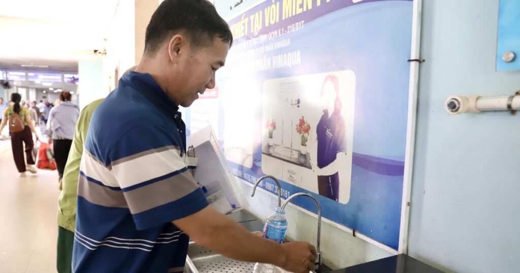 Tăng bàn khám, mở cửa từ 5 giờ sáng… để giảm áp lực cho bệnh nhân ung thư ngày nắng nóng