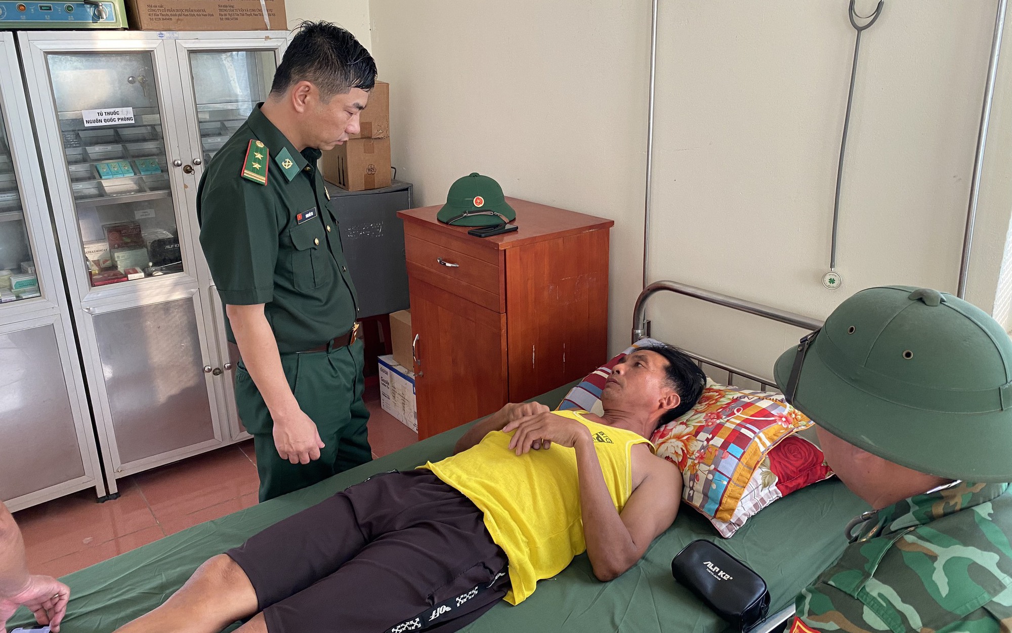 Cứu thành công 11 thuyền viên vụ đắm tàu tại vùng biển Bạch Long Vĩ- Ảnh 3.