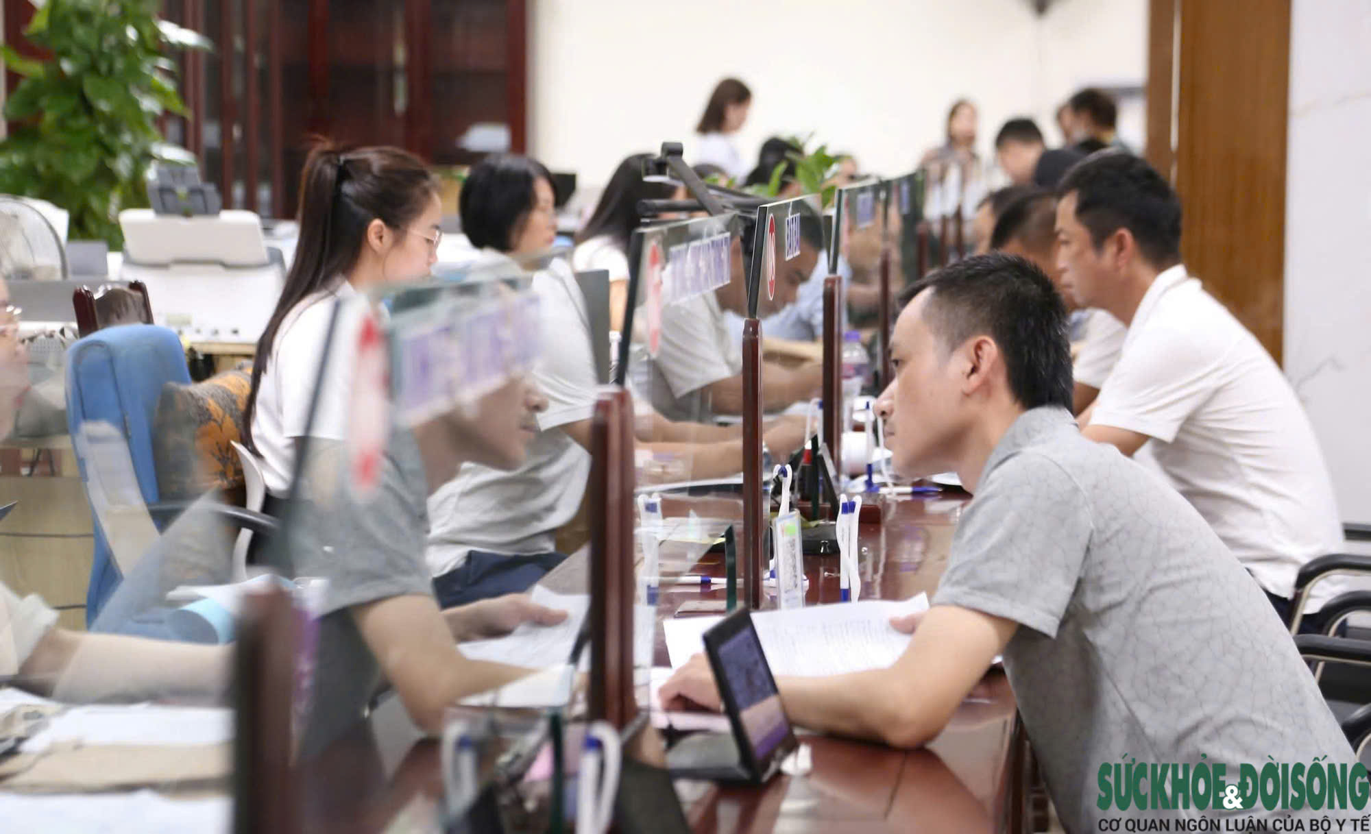 z7865199139638798043a2ef80bab66bf3a5809f3fb5f1-17797201104611953356418 Những ai dự kiến được hưởng phụ cấp 300% mức lương từ 1/7?- Ảnh 2.