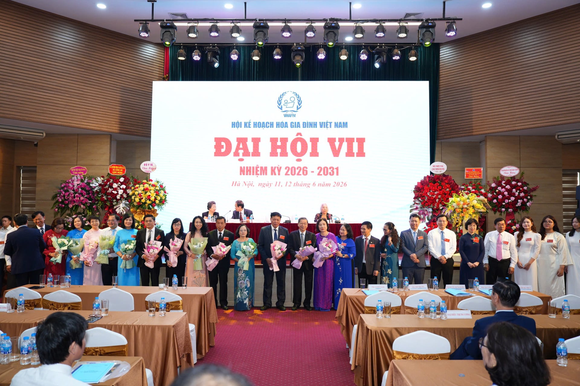 Thứ trưởng Bộ Y tế, tân Chủ tịch Hội KHHGĐ Việt Nam: 'Tập trung triển khai các chính sách nâng cao chất lượng dân số toàn diện và bền vững'- Ảnh 2.