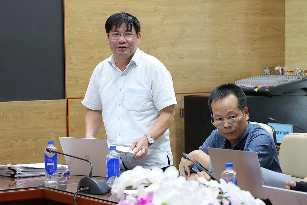 Bộ trưởng Đào Hồng Lan: Tập trung nguồn lực, bảo đảm tiến độ rà soát hệ thống văn bản quy phạm pháp luật về y tế- Ảnh 4.