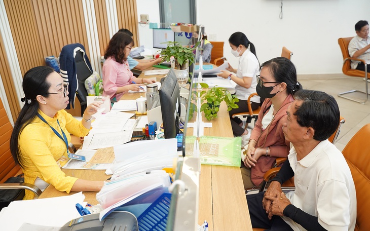 Thủ tướng chỉ đạo Hà Nội, TP.HCM và Đồng Nai rà soát, đánh giá cán bộ cấp xã- Ảnh 2.
