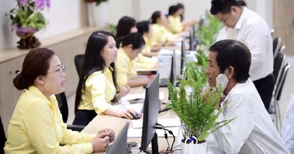 Thủ tướng chỉ đạo Hà Nội, TP.HCM và Đồng Nai rà soát, đánh giá cán bộ cấp xã