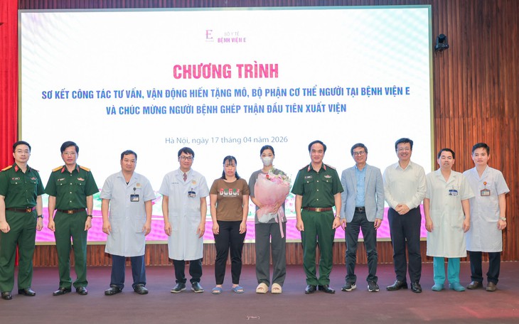 27 ngày hồi sinh kỳ diệu: Cô gái 21 tuổi xuất viện sau ca ghép thận đầu tiên tại Bệnh viện E