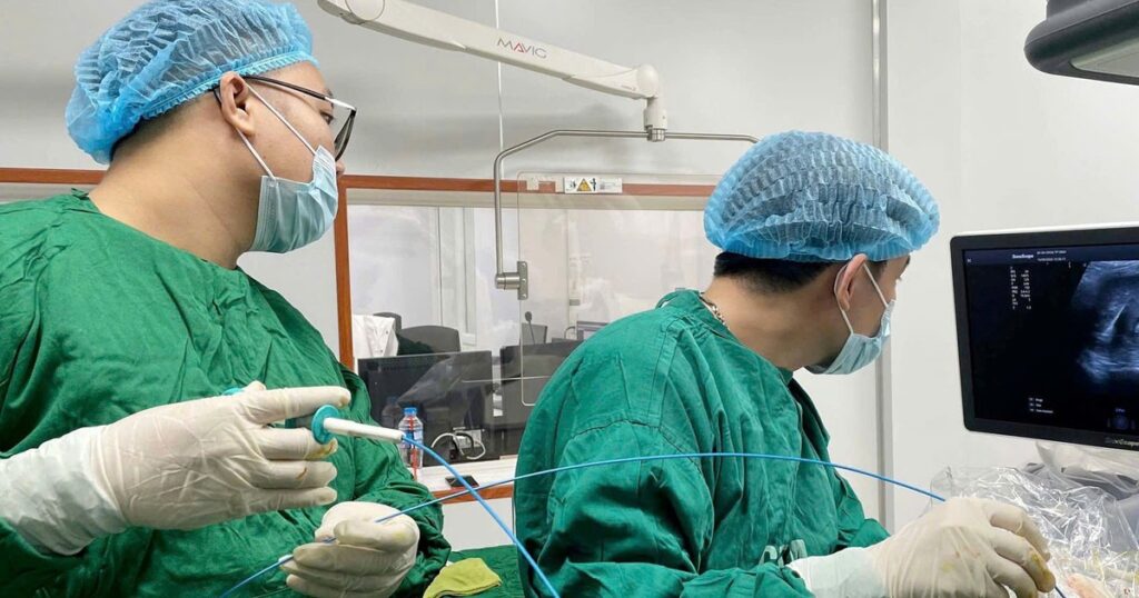 Nuốt nhầm tăm tre, người đàn ông suýt phải phẫu thuật vì áp xe gan