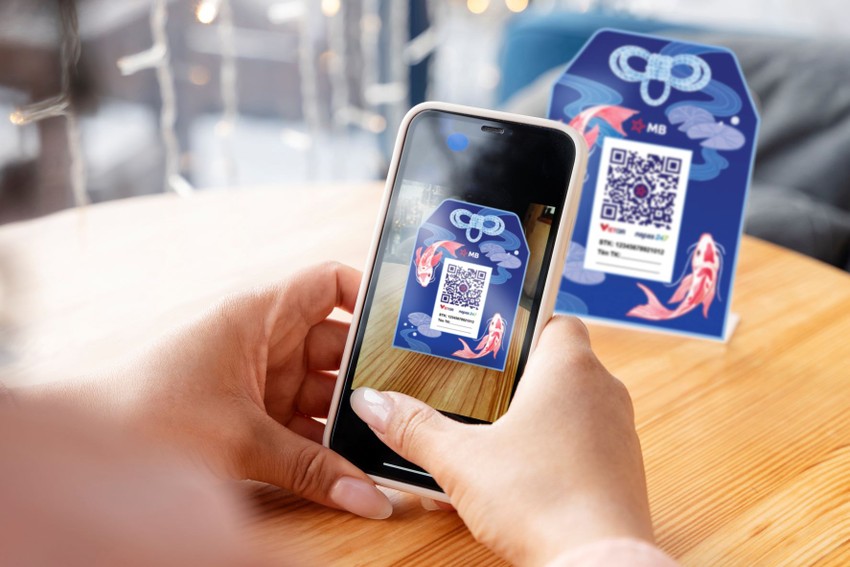 SIM bị khóa vì chưa xác thực, giao dịch ngân hàng số có bị ảnh hưởng?- Ảnh 1.