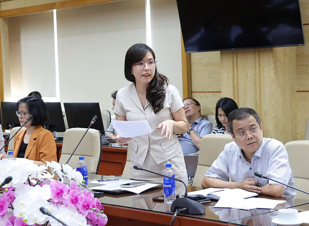 thuong-ydct-1781517921608207122161-1 Bộ trưởng Đào Hồng Lan: Tập trung nguồn lực, bảo đảm tiến độ rà soát hệ thống văn bản quy phạm pháp luật về y tế- Ảnh 12.